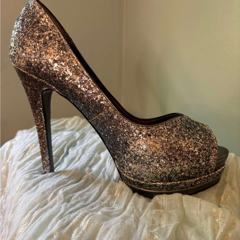 Pelle Moda Silver Glitter Heels